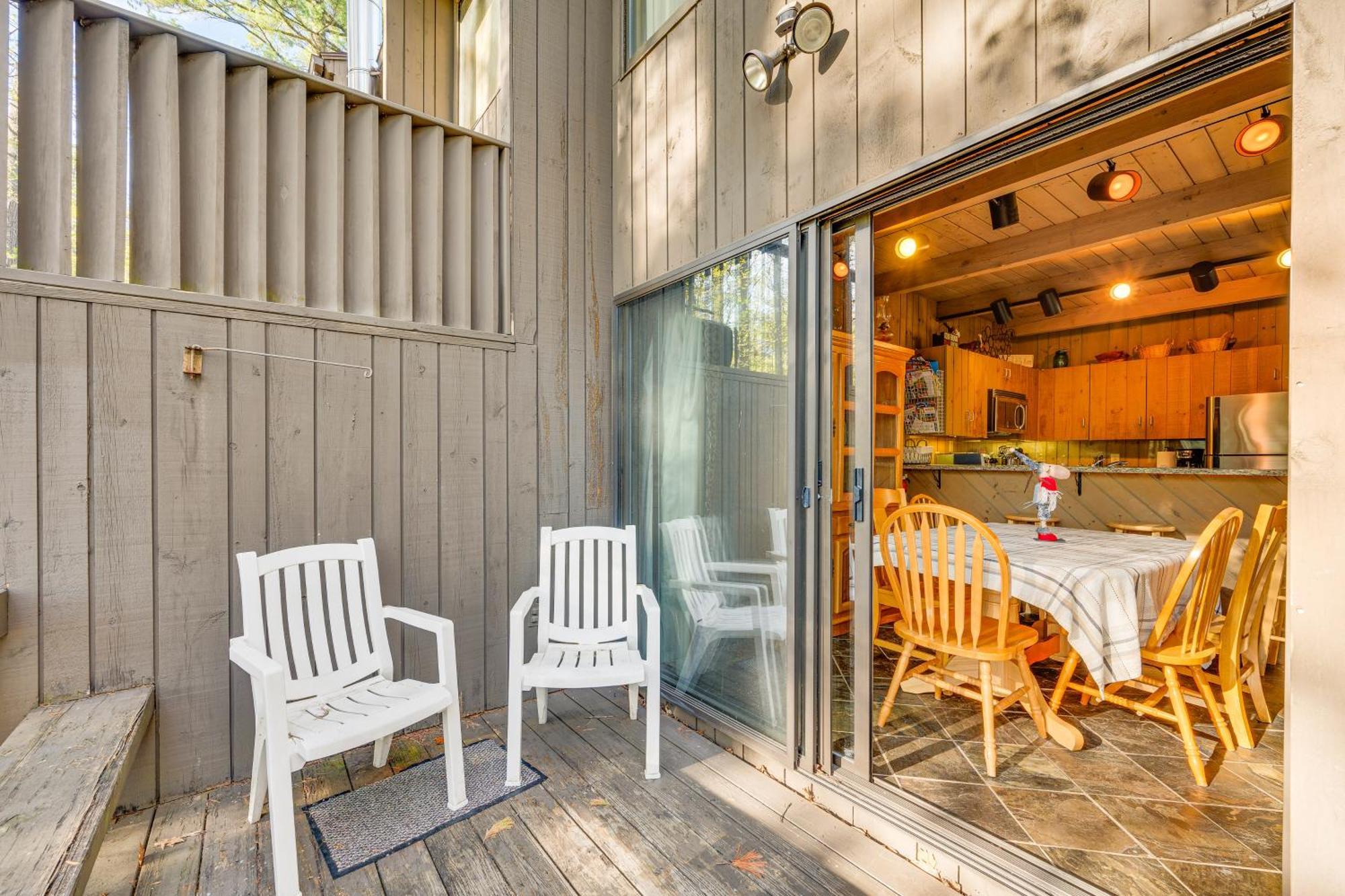 All-Season Conway Condo With Gas Grill! North Conway Zewnętrze zdjęcie