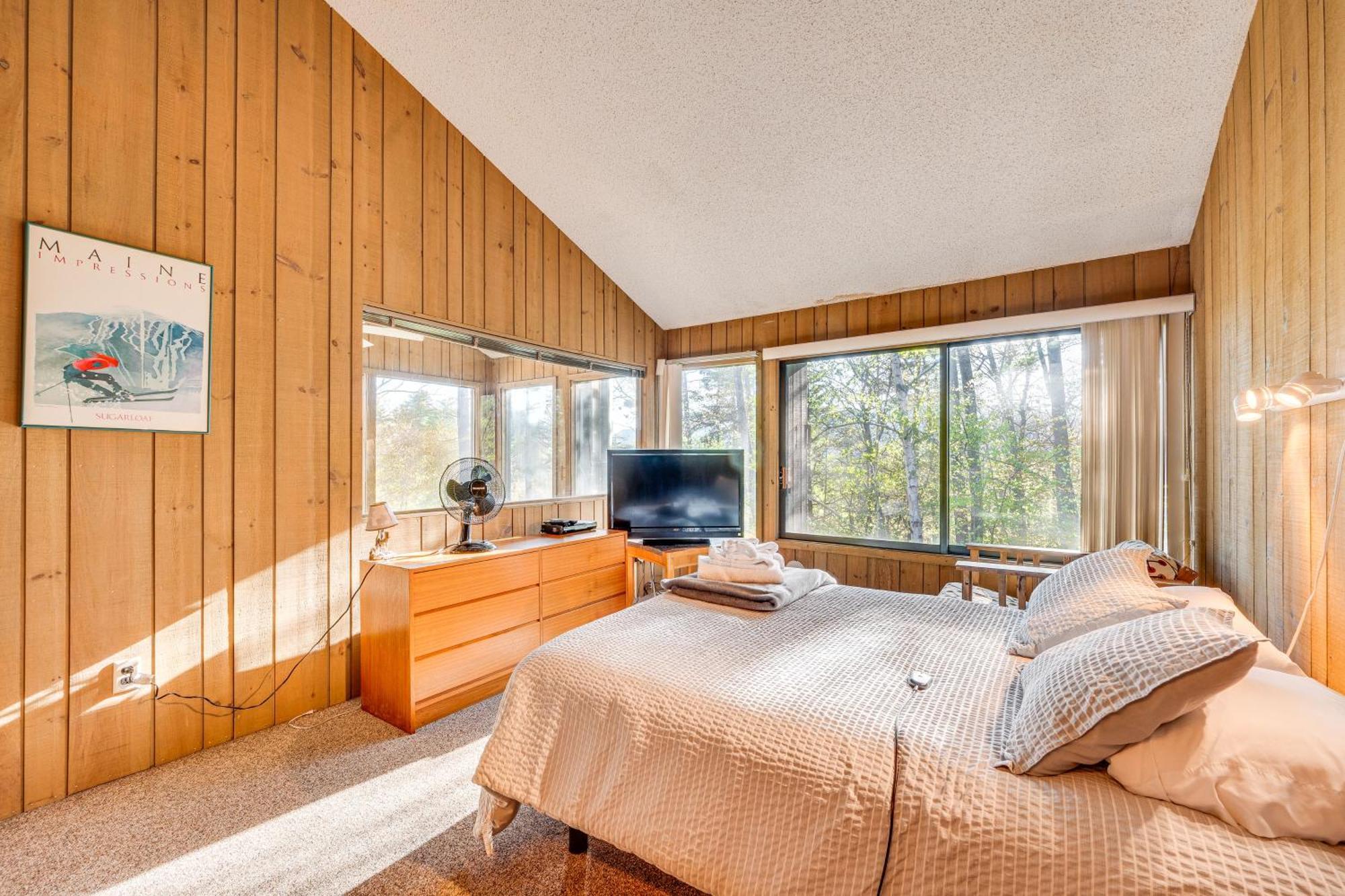 All-Season Conway Condo With Gas Grill! North Conway Zewnętrze zdjęcie